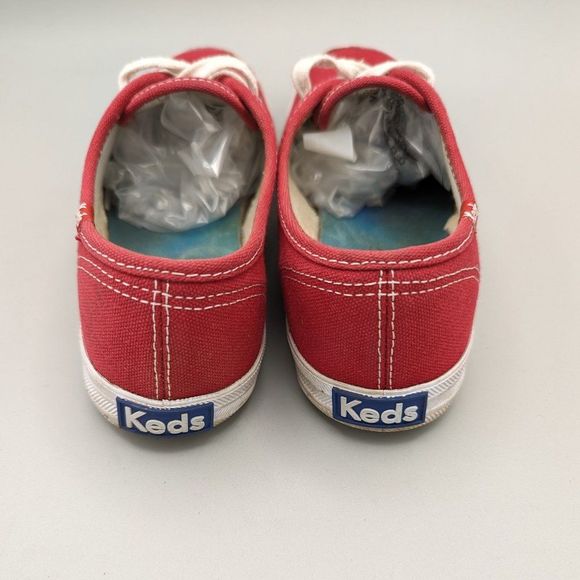 Keds Red With White and Beige Sole, White Stitching Size 6 US Great condition - Picture 6 of 9